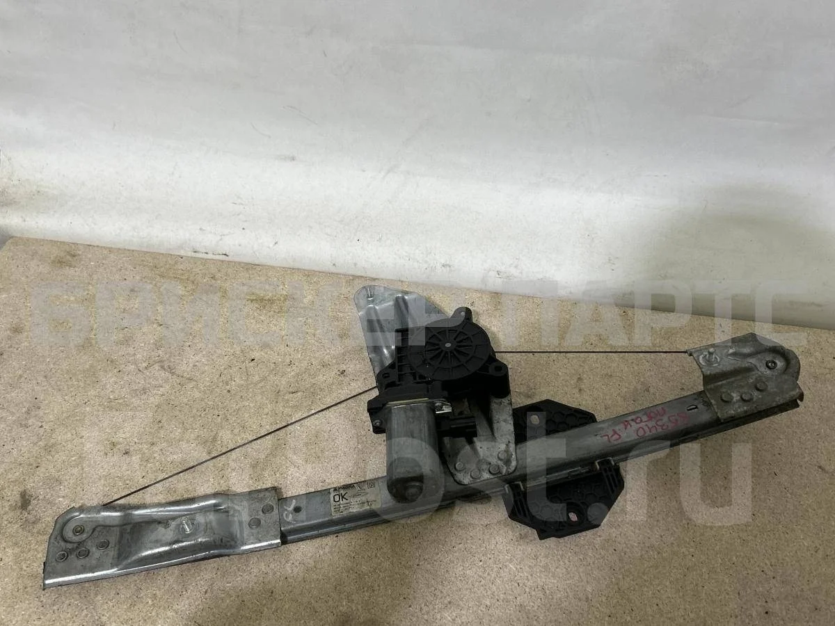 Стеклоподъемник передний лев. Рено Логан 2  L8