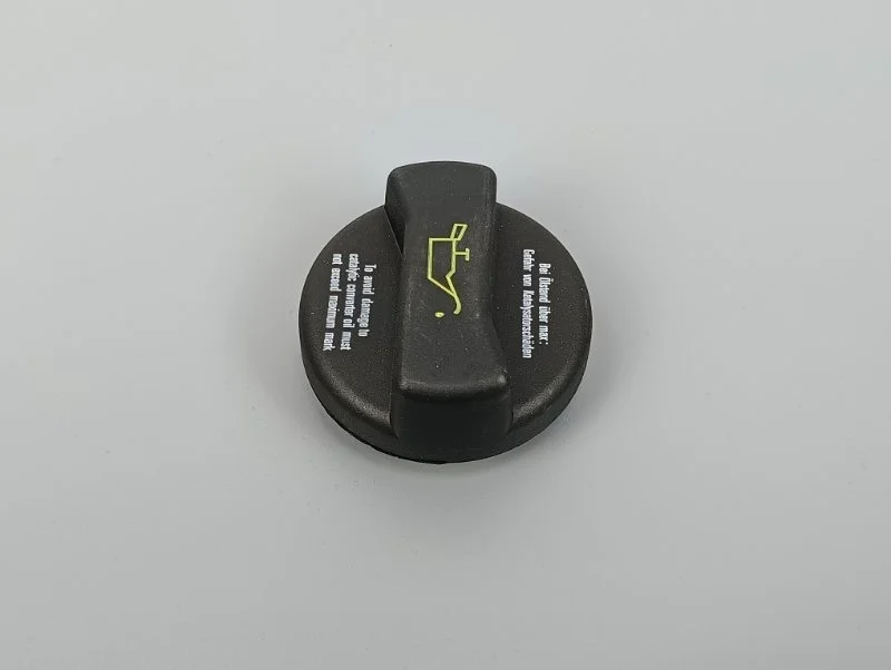 Крышка маслозаливной горловины Volkswagen Crafter