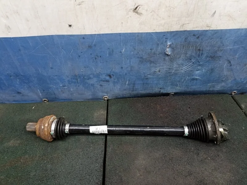 Привод Audi Q3 1K0501204F 8UB, задний правый