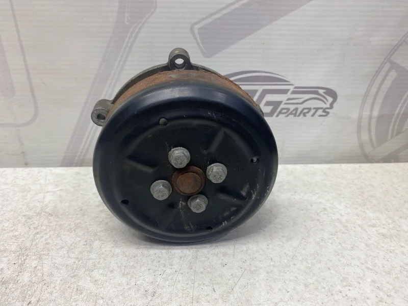 Помпа Mercedes-benz C207