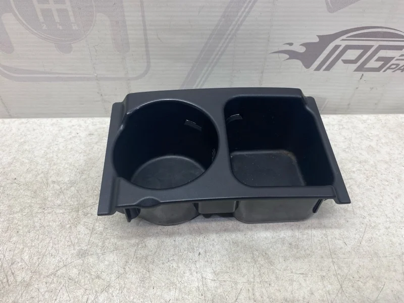 Подстаканник Mercedes-benz 2013 W212