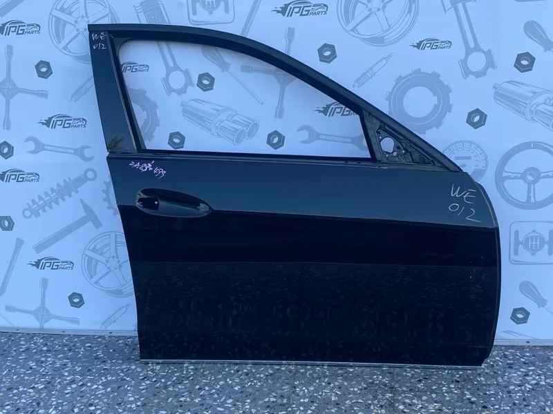 Дверь передняя правая Mercedes-benz 2013 W212