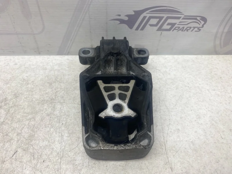 Подушка двигателя задняя Mercedes-benz 2016 W246