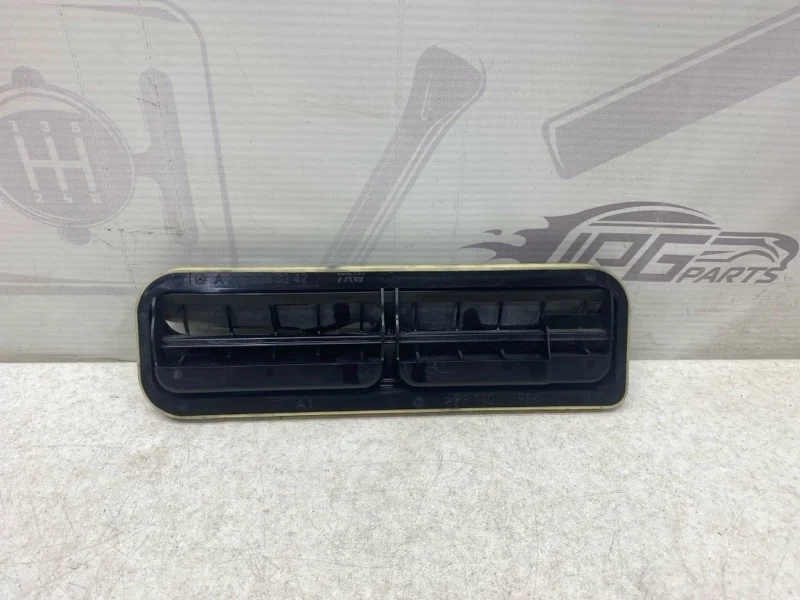 Вентиляционная заслонка заднее крыло Mercedes-benz CLS 2011 C218