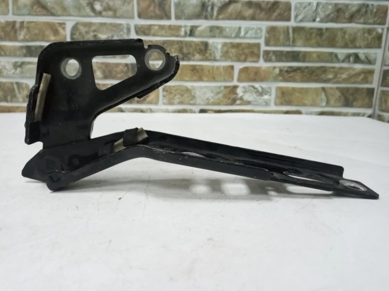 Петля капота Audi Q7 2013 4L