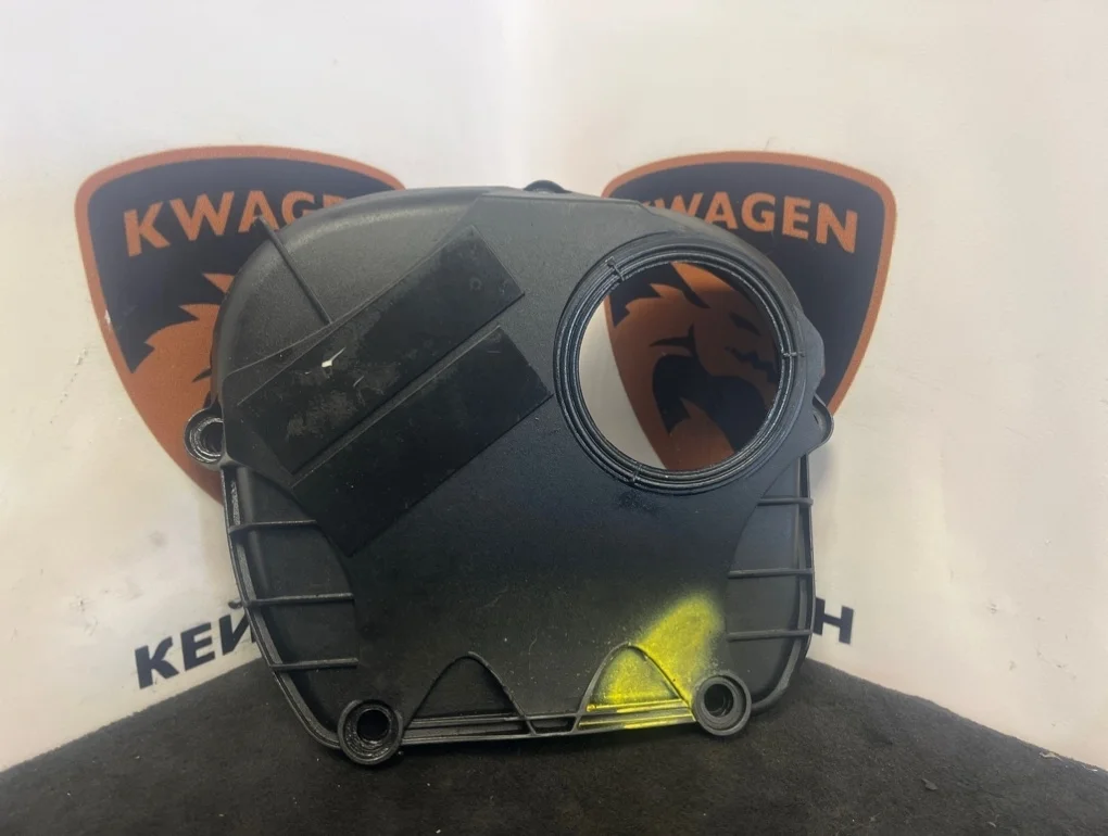 Кожух грм Audi Q5 2011 8R