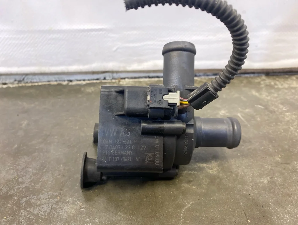 Дополнительный насос Audi A6 2015 C7