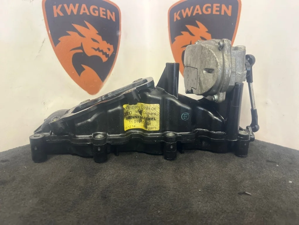 Коллектор впускной Audi Q7 2007 4L