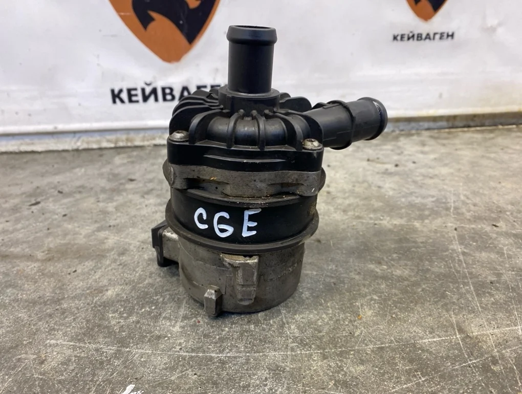 Дополнительный насос Porsche Cayenne 2010 958