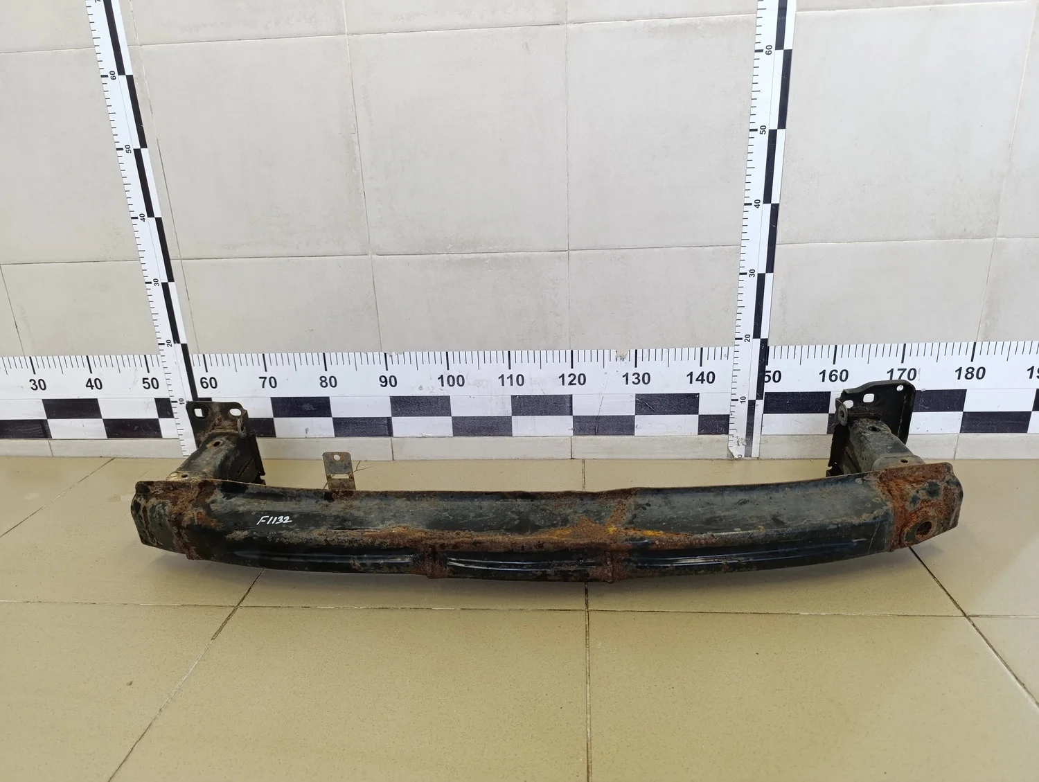 Усилитель переднего бампера Polo (Sed RUS) 2011>