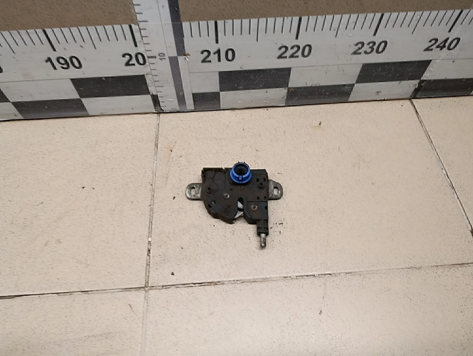 Замок капота Transit [FA] 2000-2006