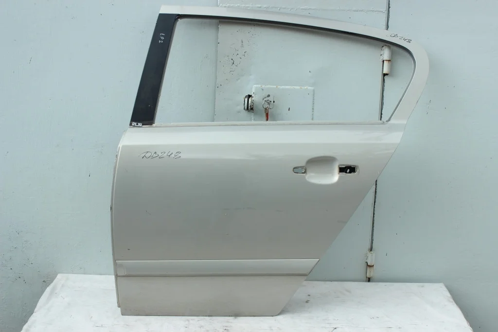 Дверь задняя левая 5 дв хэтч. Opel Astra H ДВ248