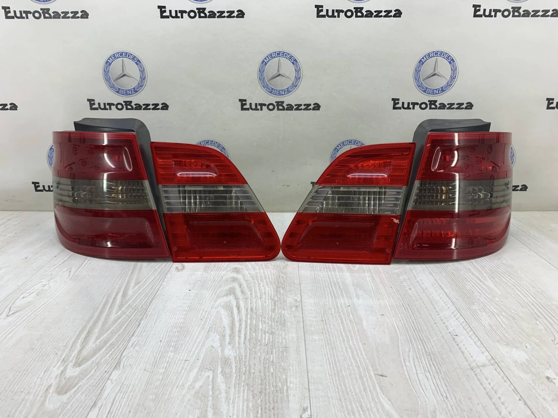 Фонари задние Mercedes W245