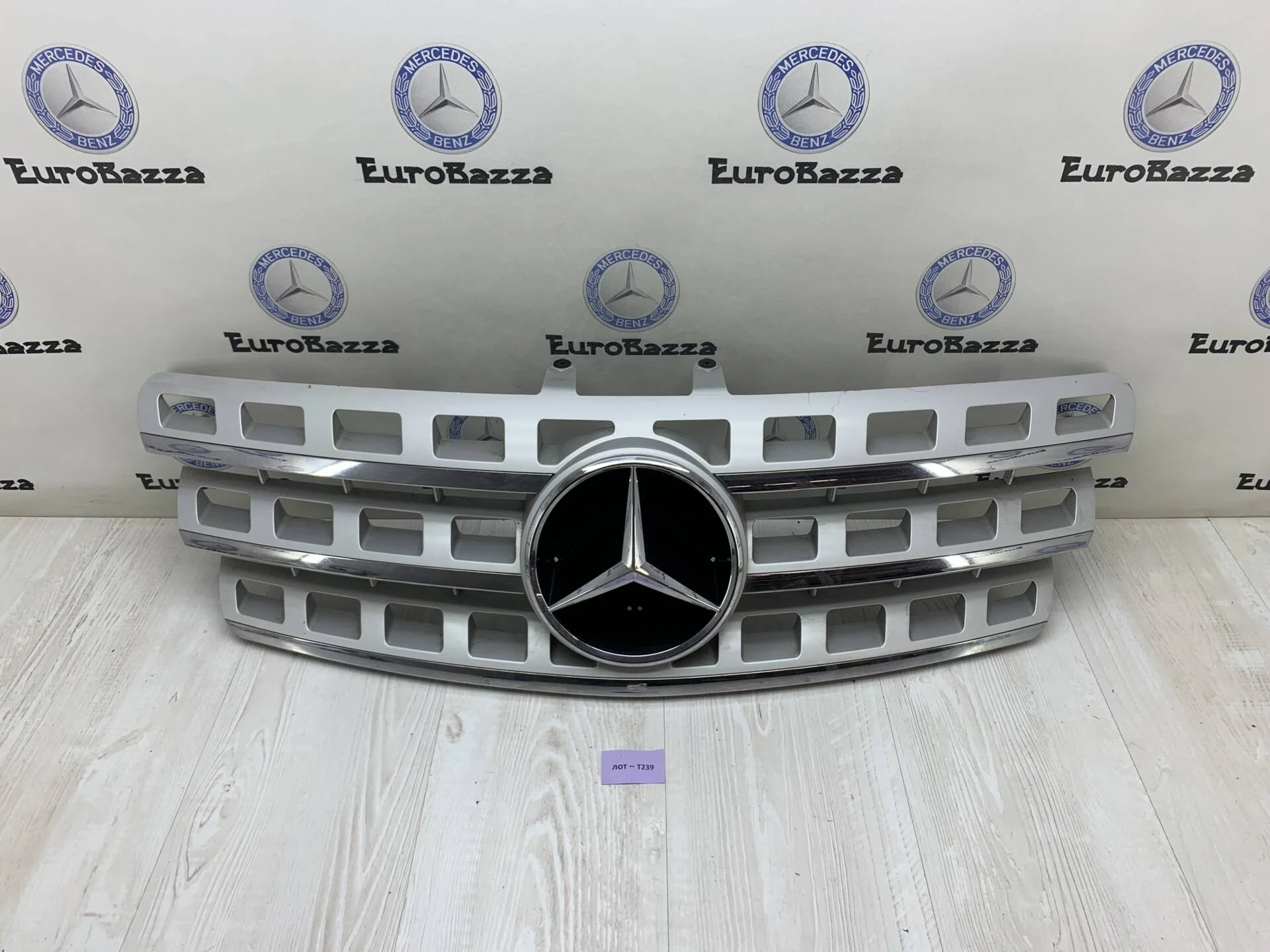 Решетка радиатора Mercedes W164