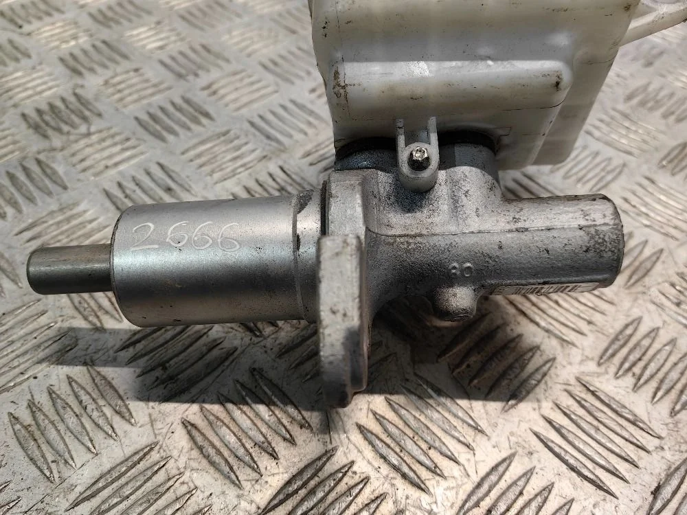 Главный тормозной цилиндр BMW 5-Series E60