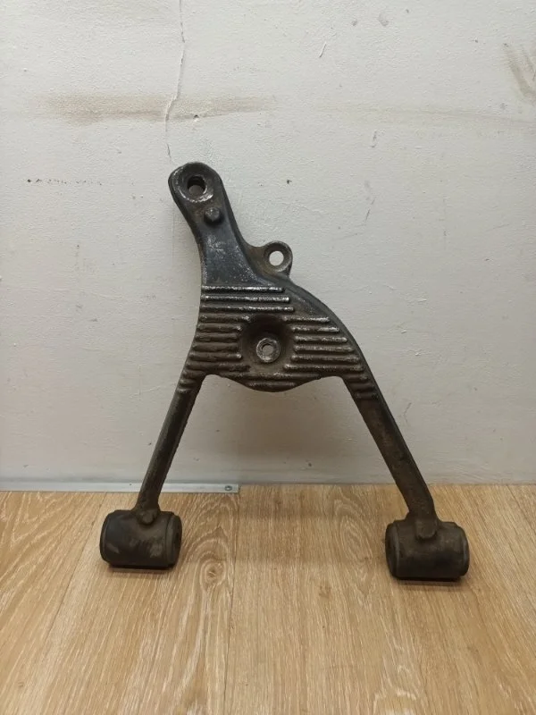 Рычаг подвески нижний Mercedes ML W163