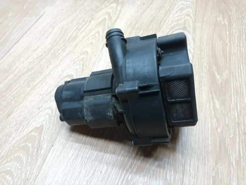 Насос продувки катализатора Mercedes ML 1999 W163