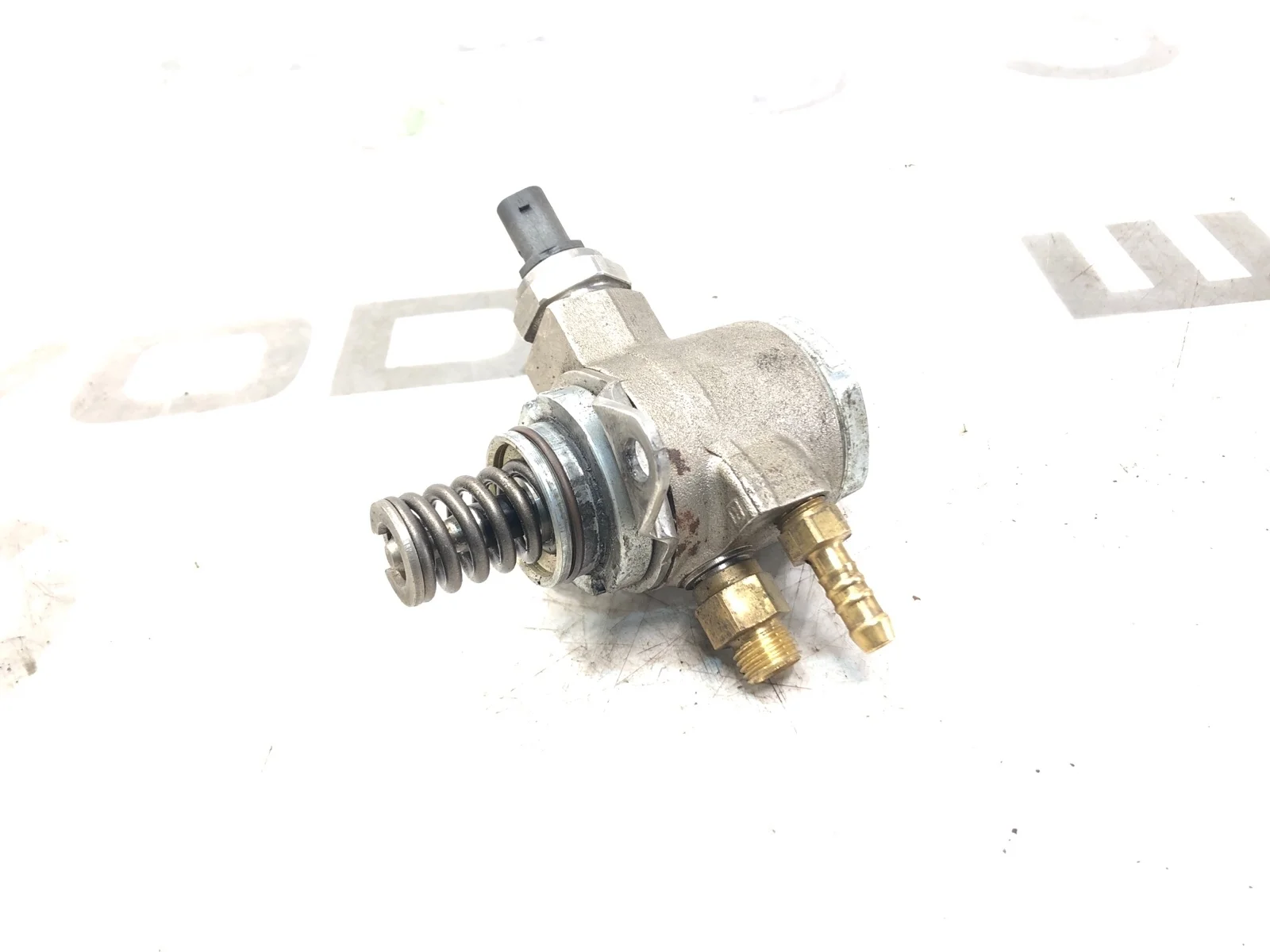 Топливный насос высокого давления (тнвд) Skoda Octavia 2011 03C127026R A5 (1Z) 1.2 CBZB