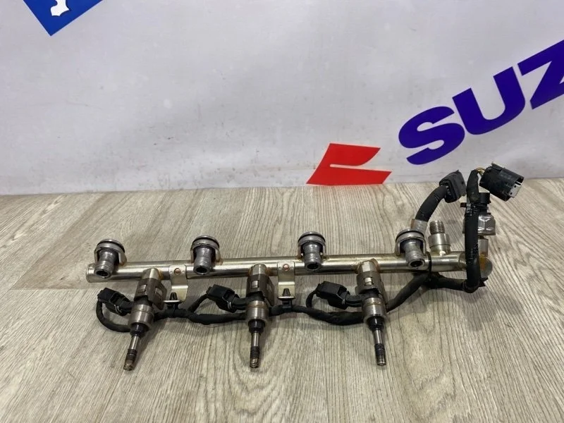 Топливная рампа Chevrolet Camaro 2013