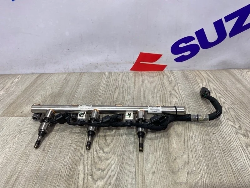 Топливная рампа Chevrolet Camaro 2013