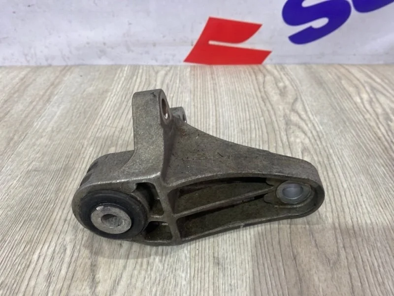 Кронштейн кпп FORD FOCUS 3 2013