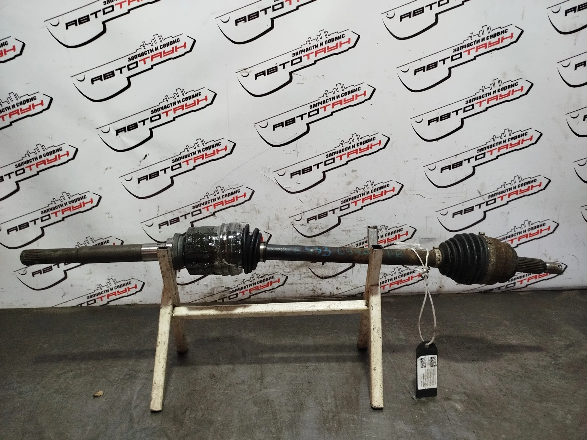 ПРИВОД MITSUBISHI ПЕРЕД ПРАВО 3815A068 KE533