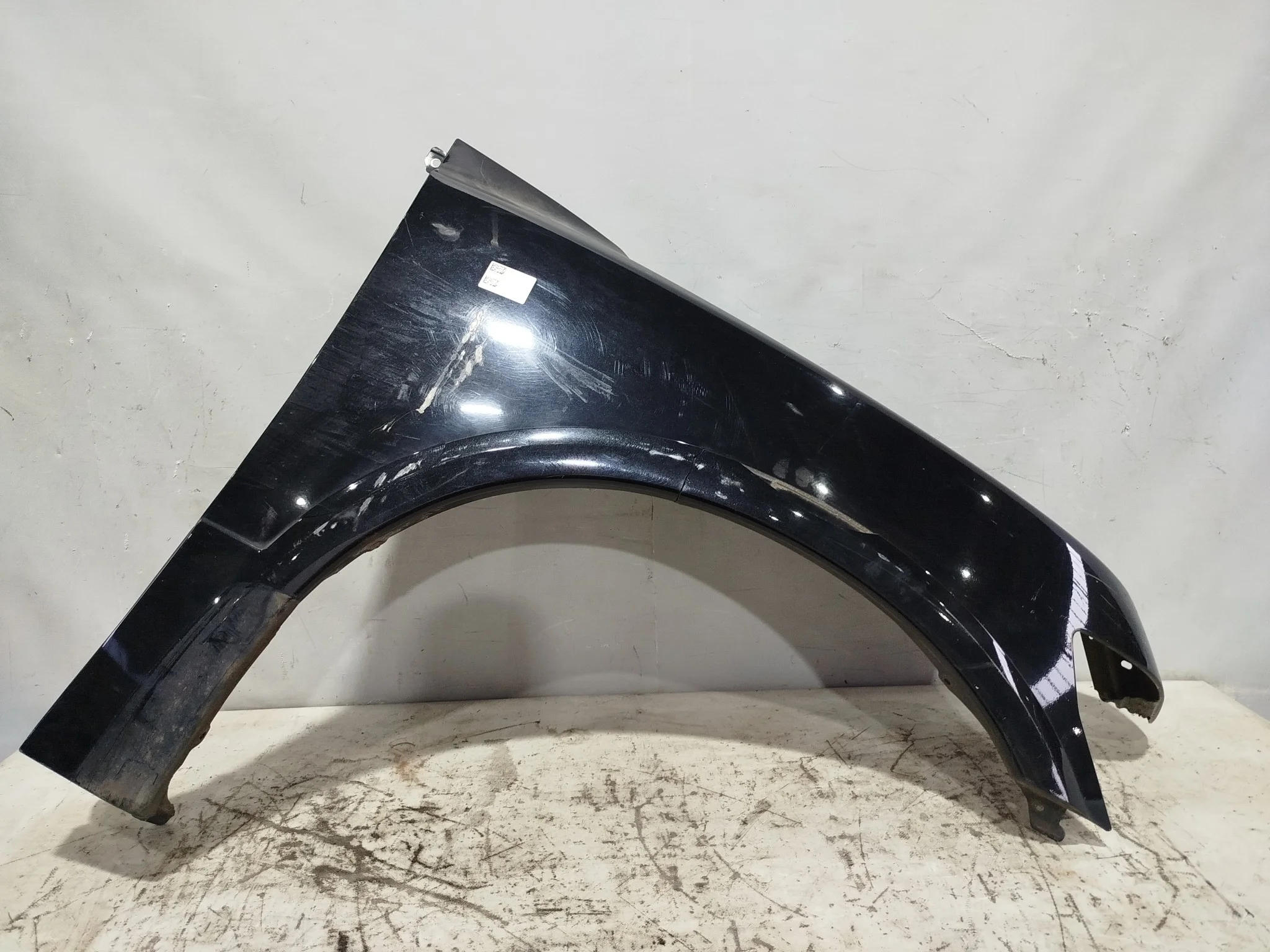 КРЫЛО INFINITI 631007S630 ПЕРЕД ПРАВО черный DY542