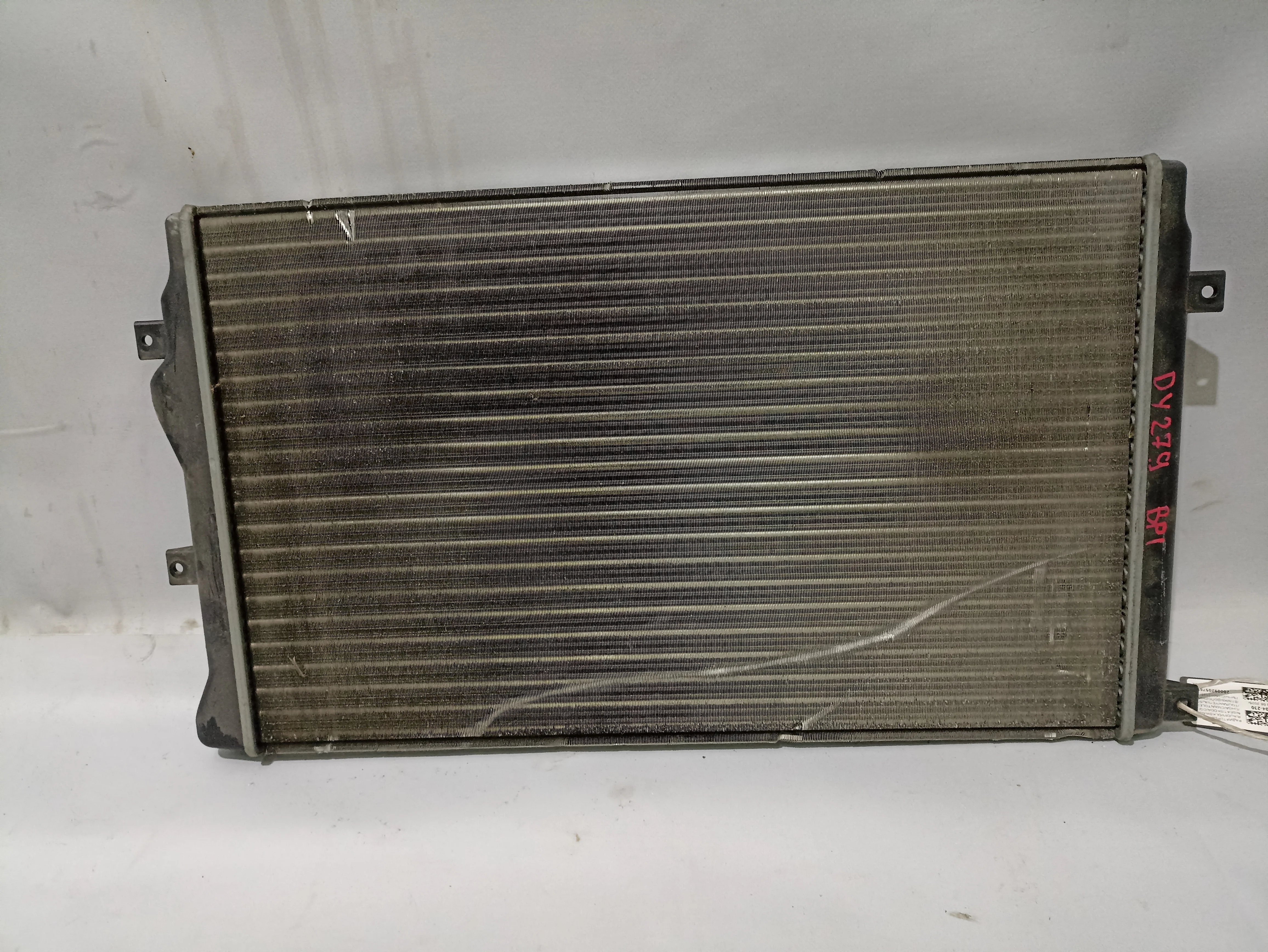 РАДИАТОР ДВИГАТЕЛЯ AUDI VOLKSWAGEN SEAT SKODA ... CGGB CHGA CMXA CWVA ... PASSAT TOLEDO TOURAN YETI ... AJ5 B6 B7 MK6 ДОПОЛНИТЕЛЬНЫЙ 1K0121251BN DY279Z