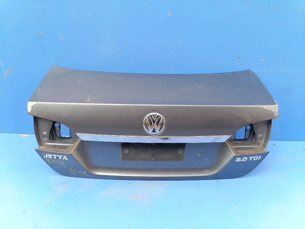 Крышка багажника Volkswagen Jetta VI (2010—2015)