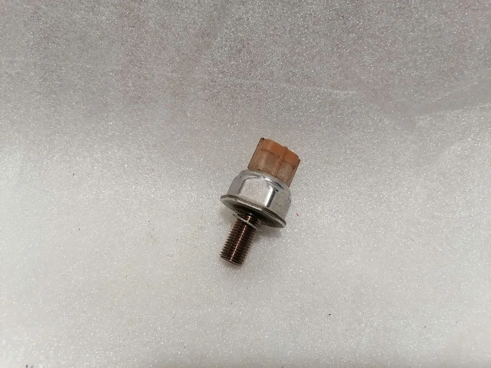 Датчик давления топлива Nissan X-Trail III (2013—2019) 166381LA0A