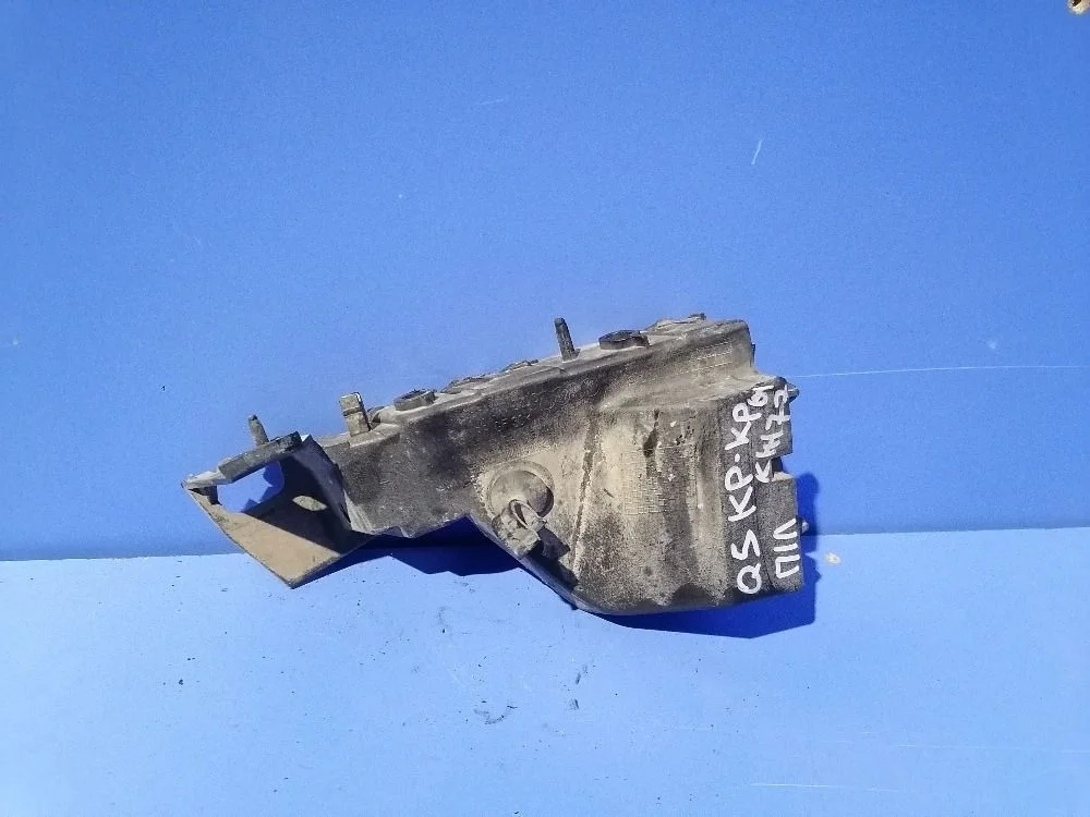 Кронштейн усилителя переднего бампера левый Audi Q5 I (2008—2012)