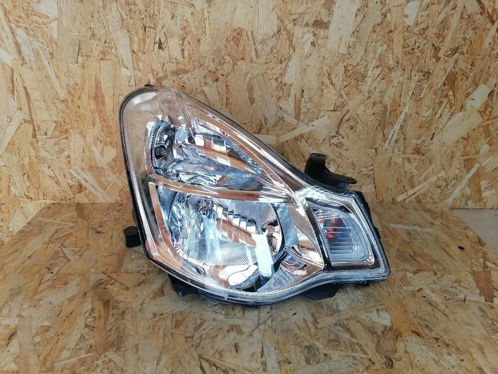 Фара правая Nissan Almera G15 (2012—2018) 260254AA0A