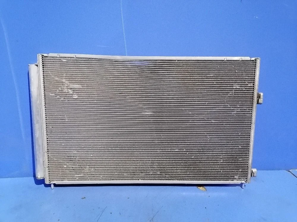Радиатор кондиционера Toyota RAV4 IV (2012—2015) 8846042110
