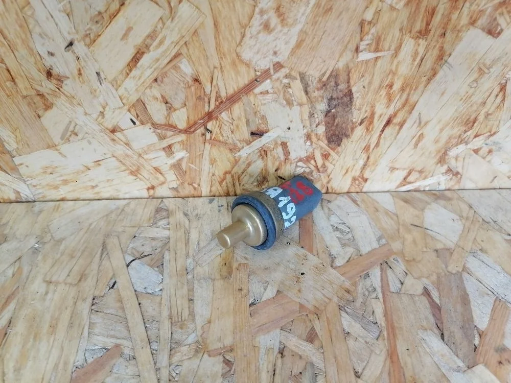 Датчик температуры Skoda Fabia I рестайлинг (2004—2007)