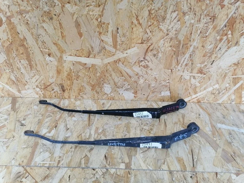 Поводок стеклоочистителя лев (дворник) Chevrolet Lacetti I (2004—2013) 95211018