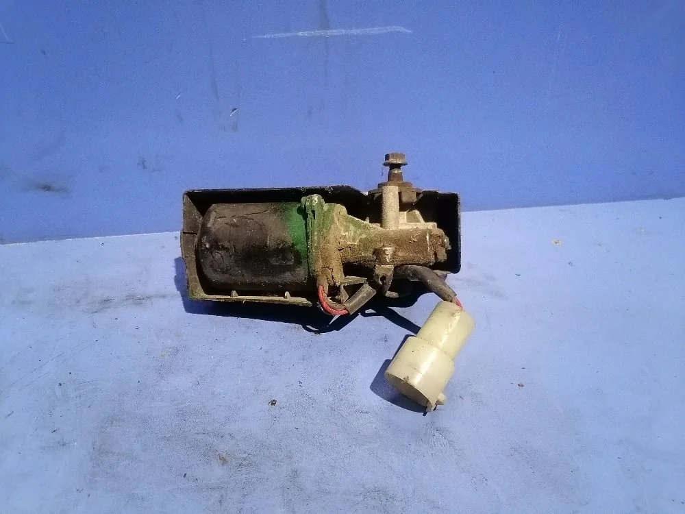 Моторчик стеклоочистителя передний Daewoo Nexia I рестайлинг (2008—2016)