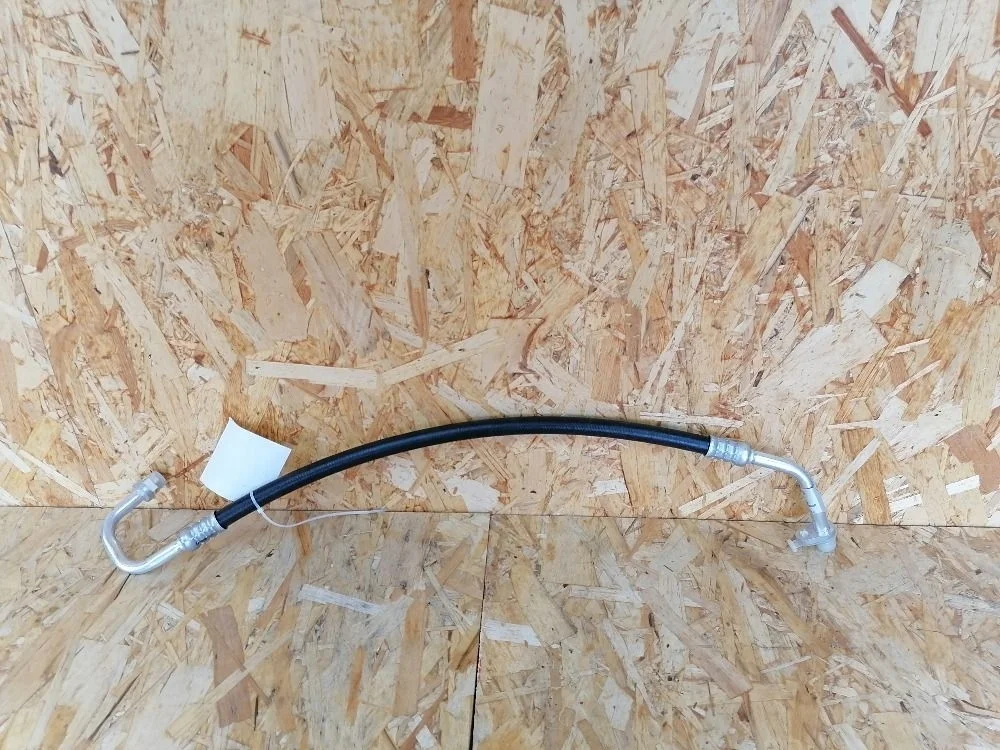 Трубка кондиционера Renault Logan II (2012—2018) 924906313R