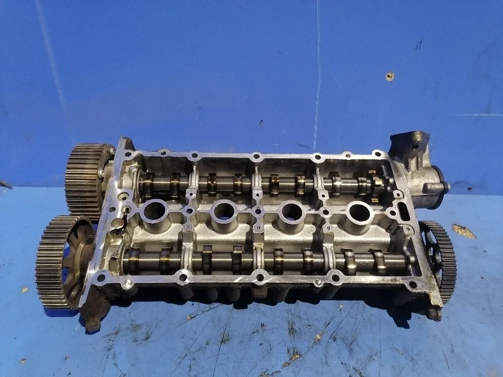 Крышка головки блока (клапанная) Volkswagen Golf Mk7 (2012—2017) 04E103475AM