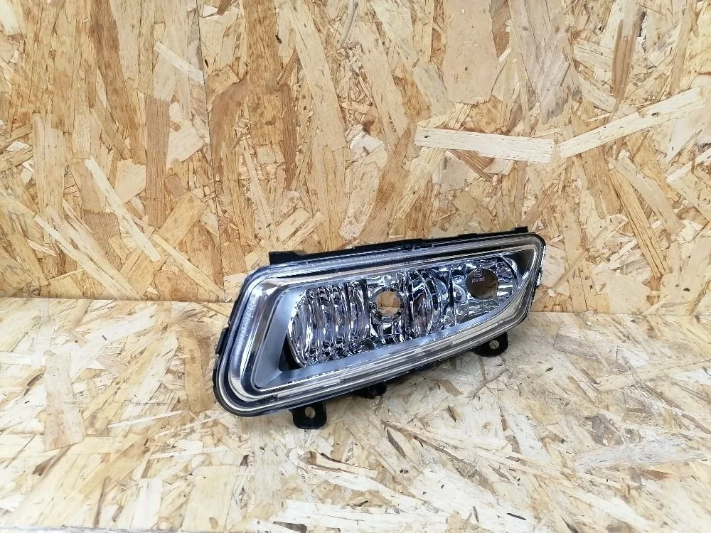 Фара противотуманная левая (ПТФ) Volkswagen Polo V рестайлинг (2015—2020)