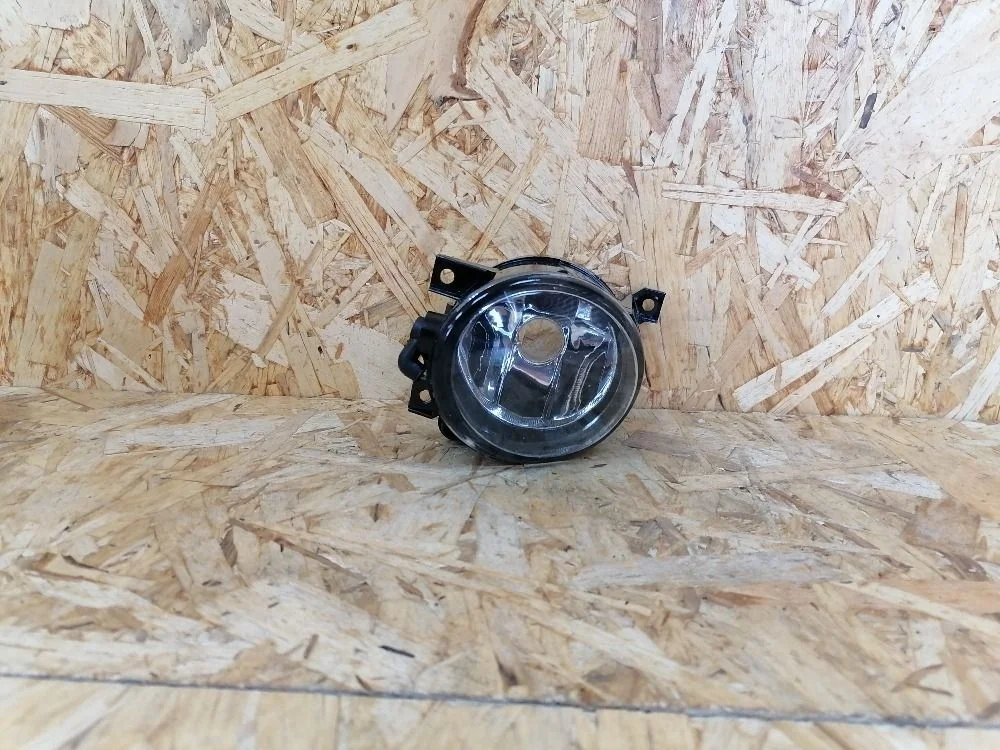 Фара противотуманная левая (ПТФ) Volkswagen Polo V (2009—2015) 1T0941699C