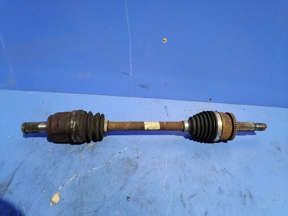 Приводной вал пер. лев. Kia Rio IV (2017—2020) 495001R000