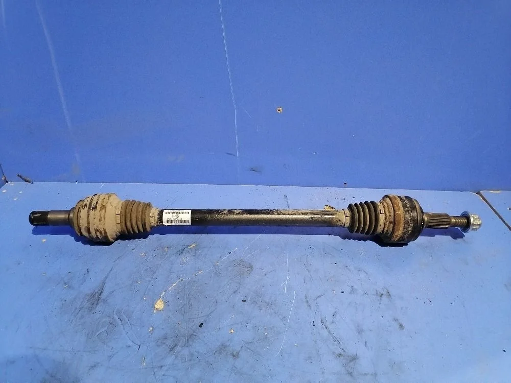 Приводной вал зад. (лев=прав) Volkswagen Touareg II рестайлинг (2014—2018)