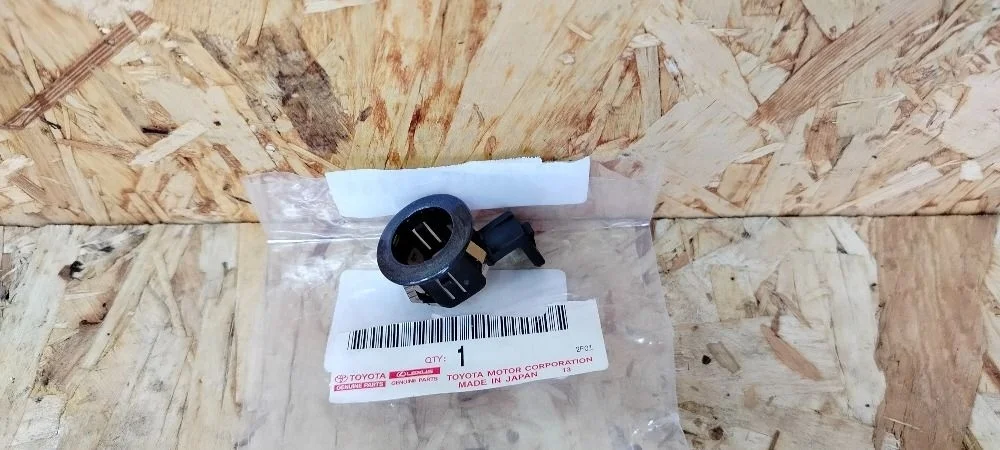 Кольцо датчика парковки Toyota Land Cruiser 200 рестайлинг (2012—2015) 8934833060B2