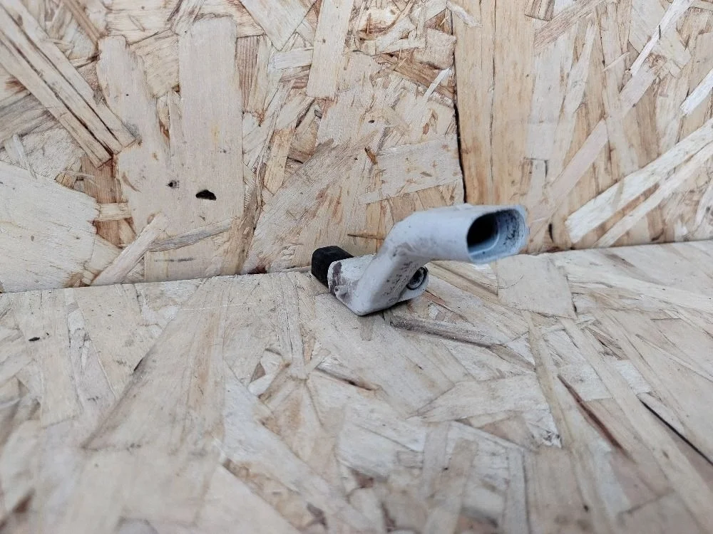 Датчик положения коленвала Skoda Yeti I рестайлинг (2013—2018) 03C906433A