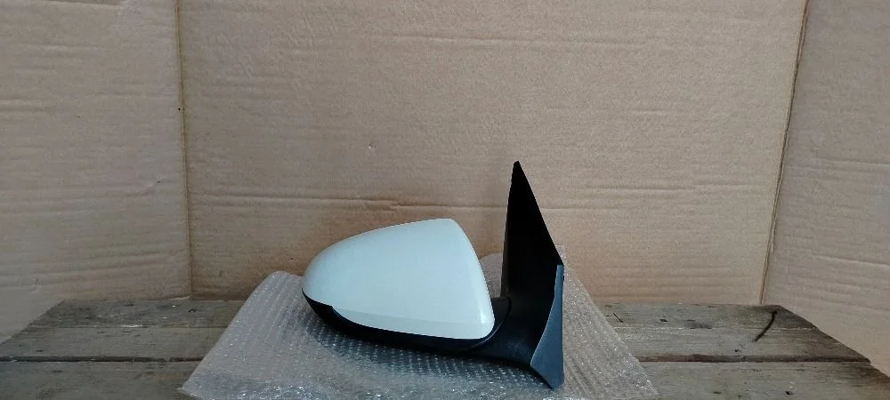 Зеркало правое Hyundai Solaris II (2017—2020) 87620H5110