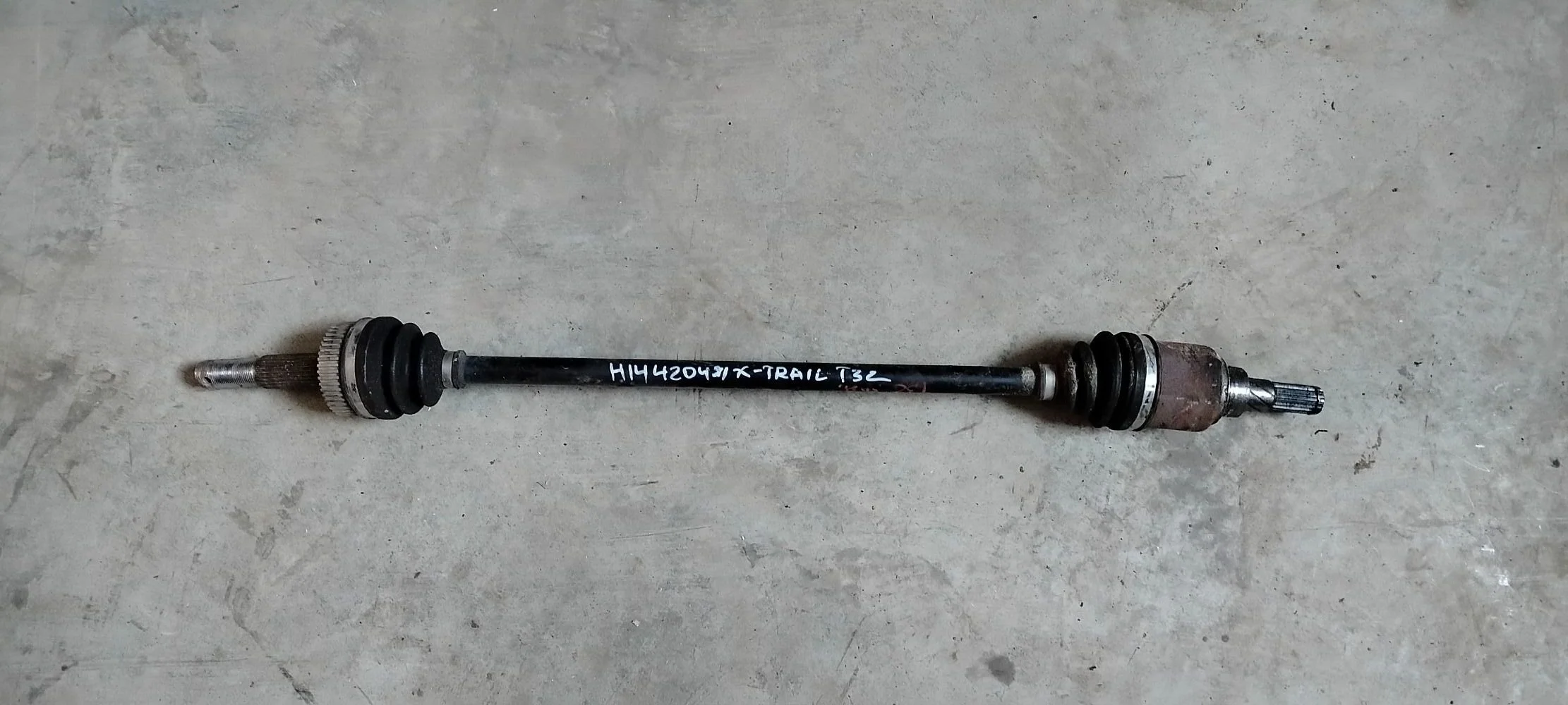 Приводной вал зад. (лев=прав) Nissan X-Trail III (2013—2019) 396001HC1C