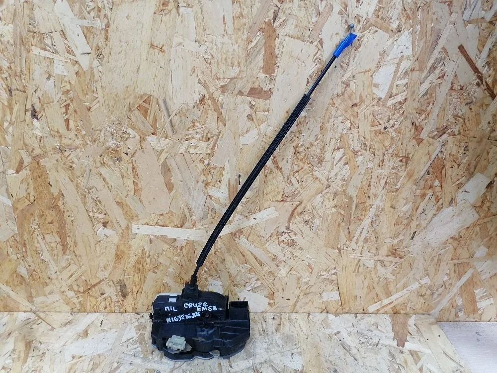 Замок двери передней левой Chevrolet Cruze I (2009—2012)