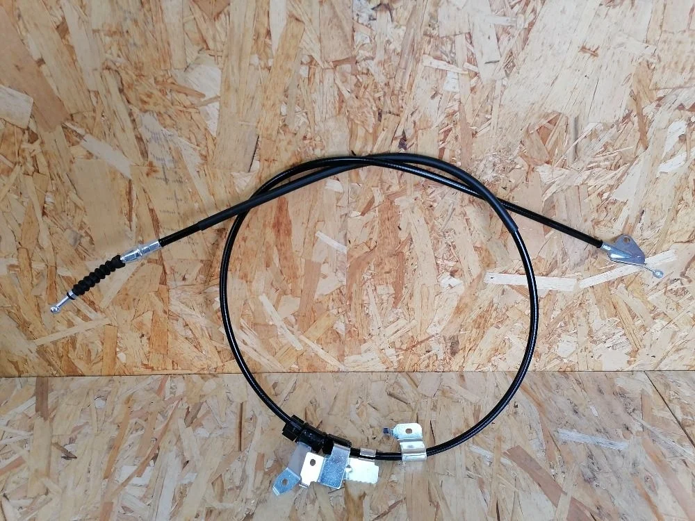 Трос стояночного тормоза левый Toyota Corolla X (2006—2010) 4643012610