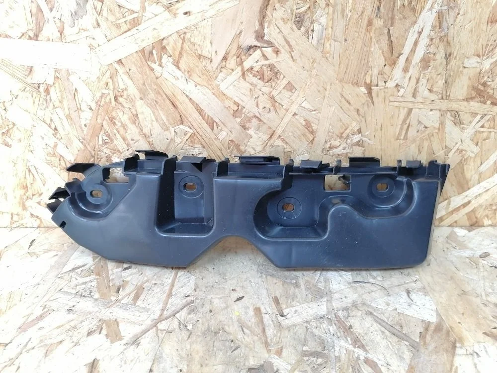 Кронштейн бампера пер. прав. Renault Duster I (2010—2015) 622229216R