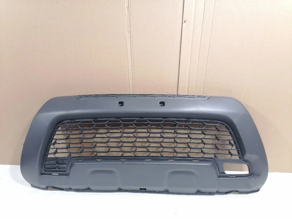 Решетка бампера перед. центр. Renault Duster I рестайлинг (2015—2021)